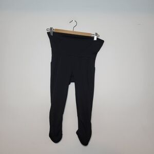 Lululemon Athletica Black Crop Pant Size 2